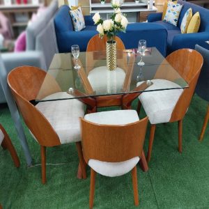 Juego De Comedor 4 Sillas Vintage – Beige